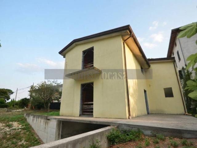 Villa Indipendente in vendita a Cenerente, Umbria