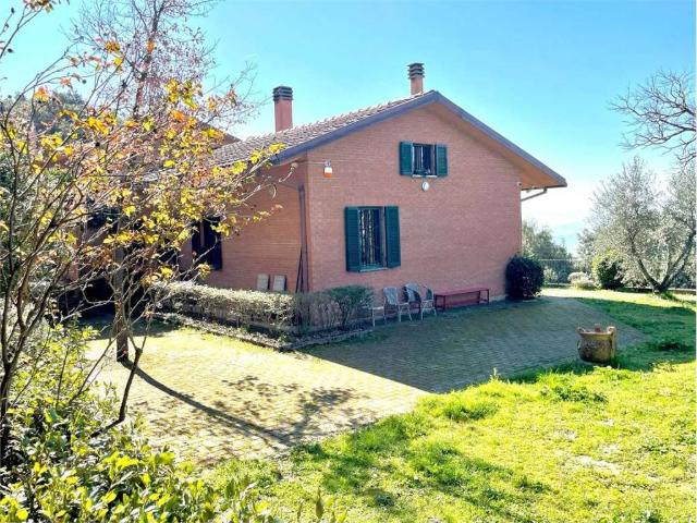 Villa Indipendente in vendita a Cenerente, Umbria