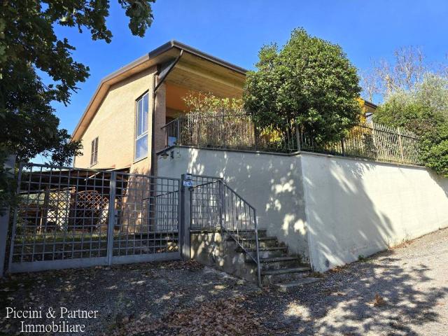 Villa Indipendente in vendita a Monte Bagnolo I, Cenerente