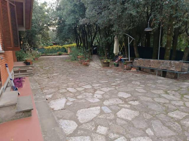 Villa Indipendente in vendita a Fontana, Cenerente