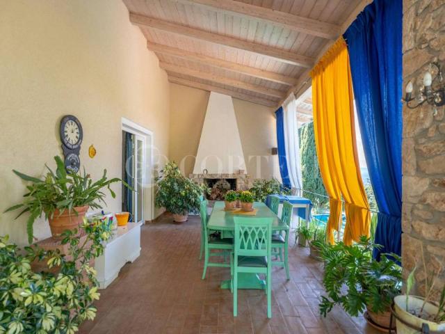 Villa Indipendente in vendita a Fontana, Cenerente