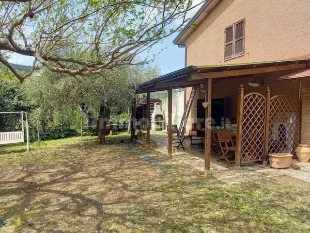 Villa Indipendente in vendita a Monte Bagnolo II, Cenerente