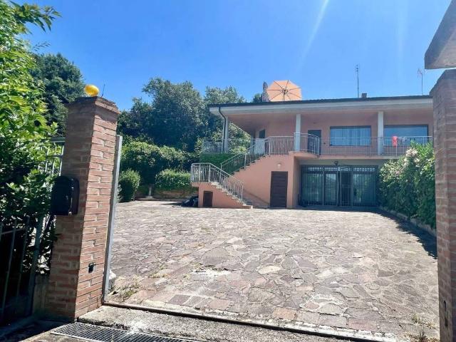 Villa Indipendente in vendita a Casaglia, Cenerente