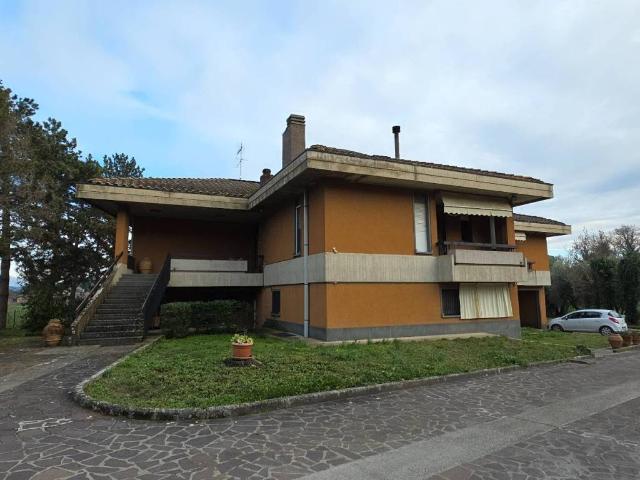 Villa Indipendente in vendita a Cenerente, Umbria