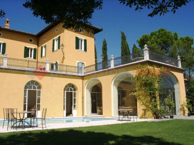 Villa Indipendente in vendita a Fontana, Cenerente
