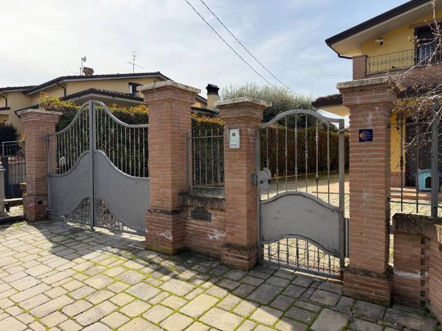 Villa Indipendente in vendita a Cenerente, Umbria