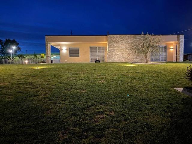 Villa Indipendente in vendita a Castel del Piano, Cenerente