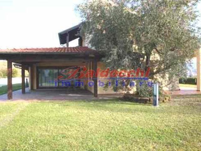 Villa Indipendente in vendita a Villa Fastiggi, Marche