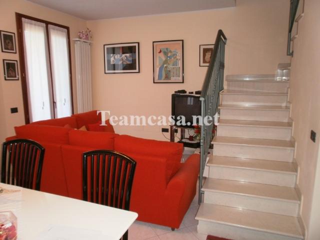 Villa Indipendente in vendita a Marche, Pesaro E Urbino