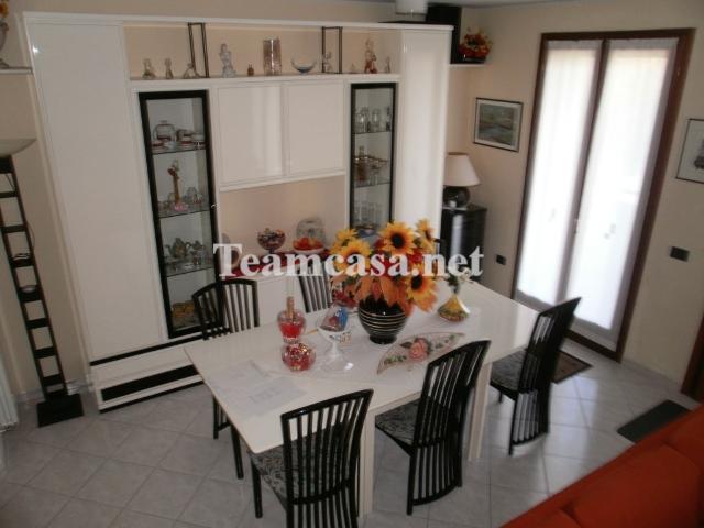 Villa Indipendente in vendita a Marche, Pesaro E Urbino