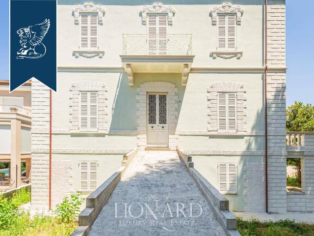 Villa Indipendente in vendita a Centro Storico, Marche