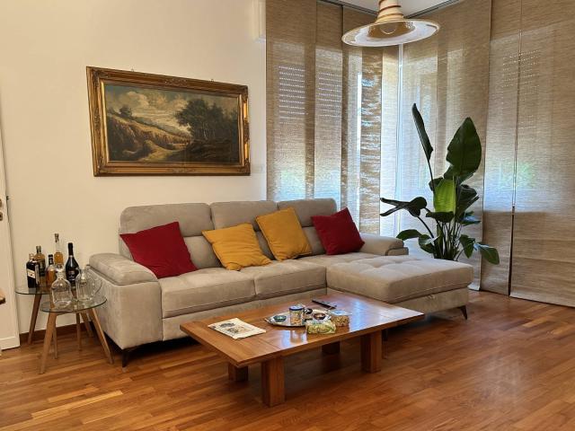 Villa Indipendente in vendita a Montegranaro, Marche