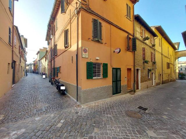 Villa Indipendente in vendita a Centro Storico, Marche
