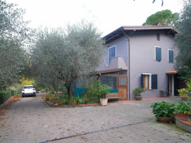 Villa Indipendente in vendita a Marche, Pesaro E Urbino