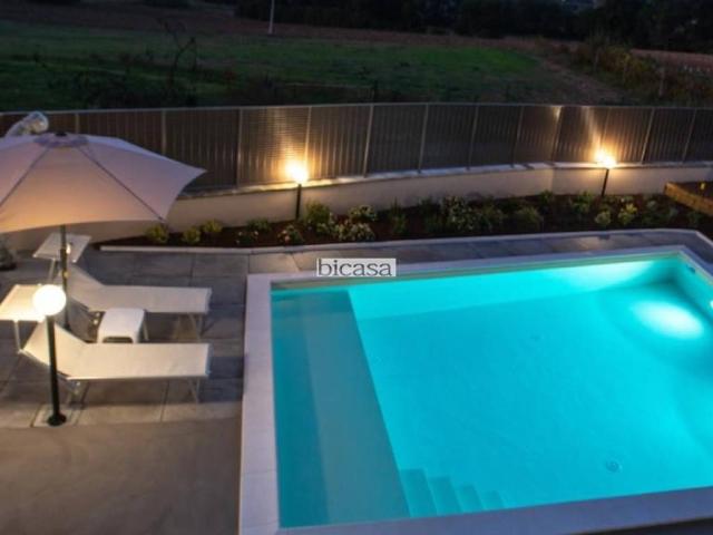 Villa Indipendente in vendita a Torraccia, Marche