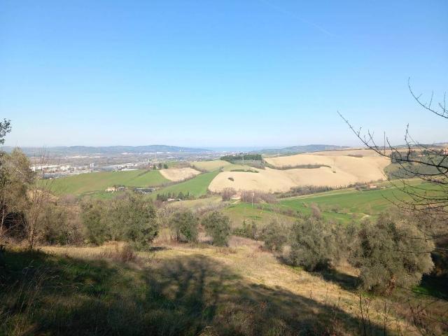 Villa Indipendente in vendita a San Donato, Marche