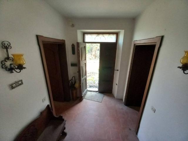 Villa Indipendente in vendita a San Donato, Marche