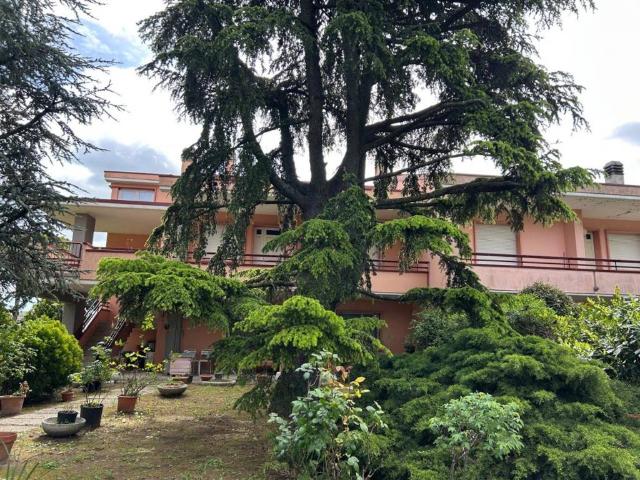 Villa Indipendente in vendita a Marche, Pesaro E Urbino