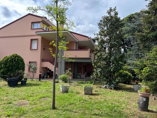 Villa Indipendente in vendita a Marche, Pesaro E Urbino
