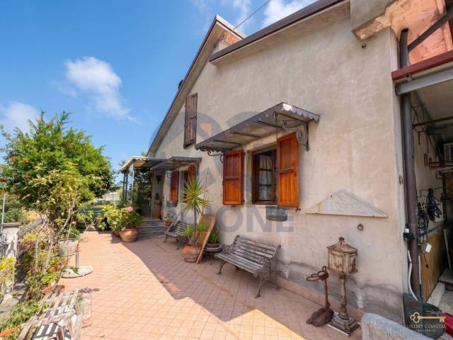 Villa Indipendente in vendita a Marche, Pesaro E Urbino
