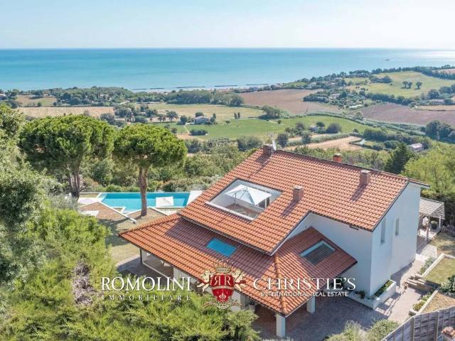 Villa Indipendente in vendita a Marche, Pesaro E Urbino