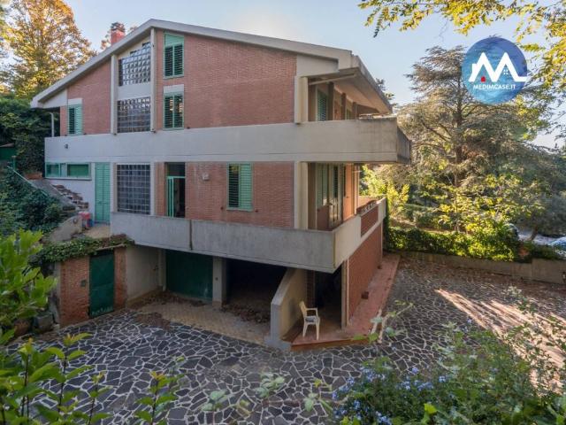 Villa Indipendente in vendita a Marche, Pesaro E Urbino