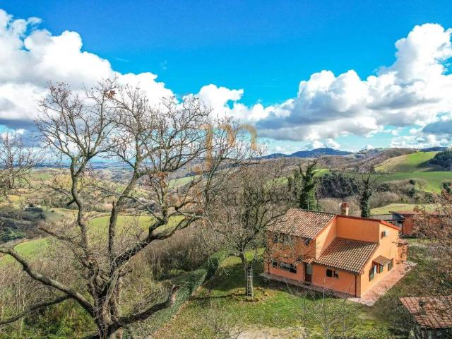Villa Indipendente in vendita a Monteciccardo, Marche