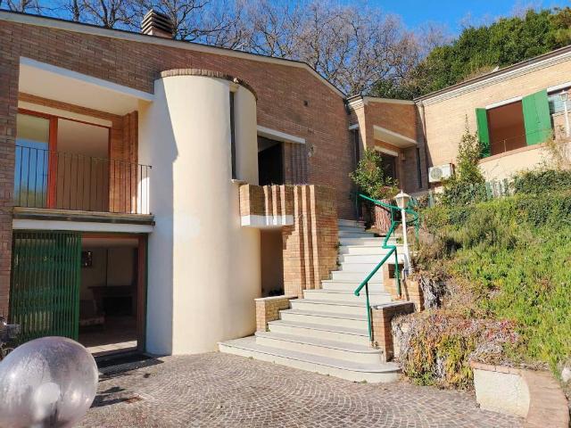 Villa Indipendente in vendita a Marche, Pesaro E Urbino