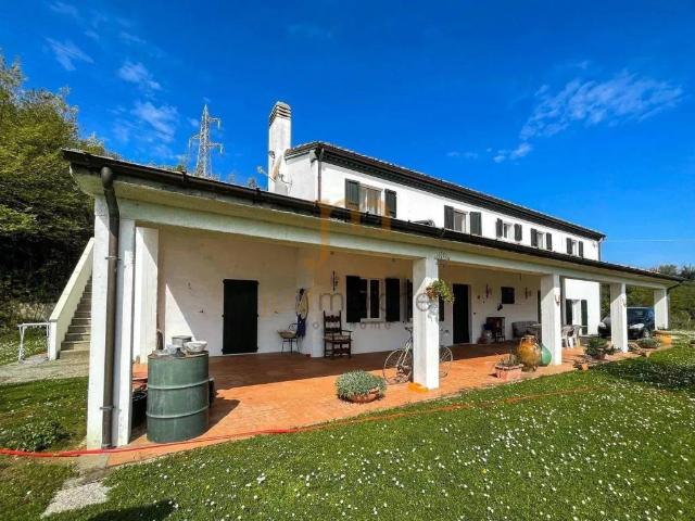 Villa Indipendente in vendita a Cerreto, Marche