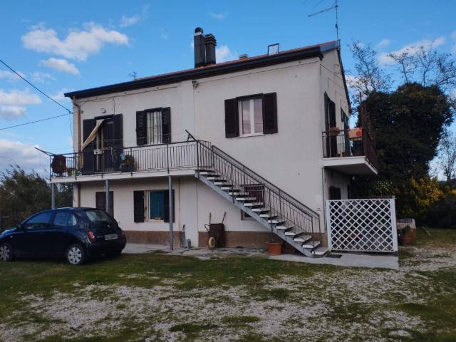 Villa Indipendente in vendita a Villa Fastiggi, Marche
