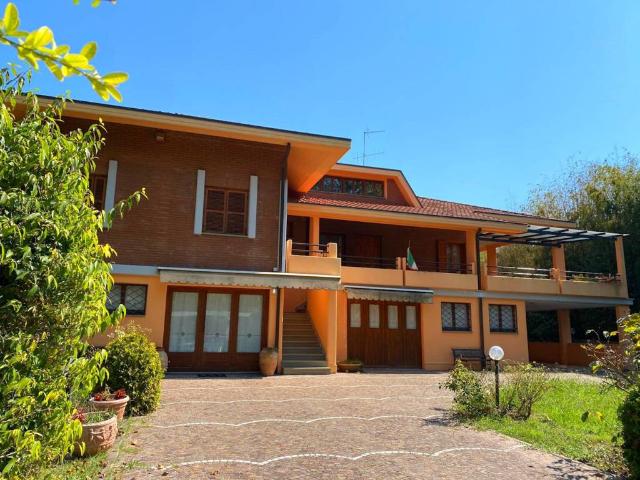 Villa Indipendente in vendita a Marche, Pesaro E Urbino