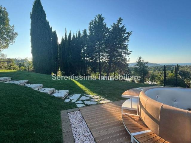 Villa Indipendente in vendita a Marche, Pesaro E Urbino