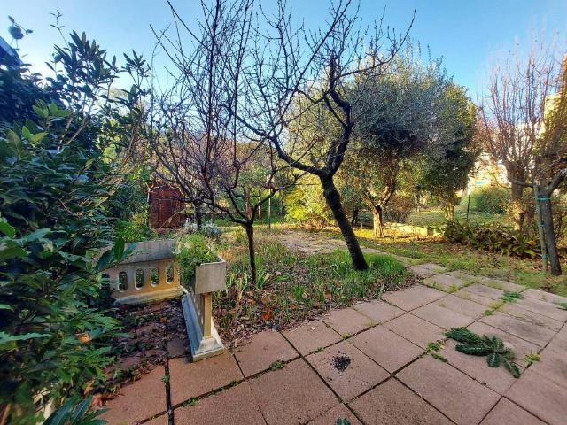 Villa Indipendente in vendita a Cattabrighe, Marche