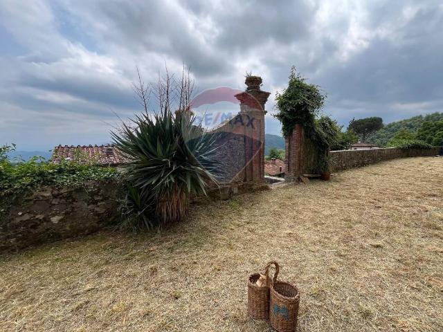 Villa Indipendente in vendita a Unione dei comuni Media Valle del Serchio, Pescaglia