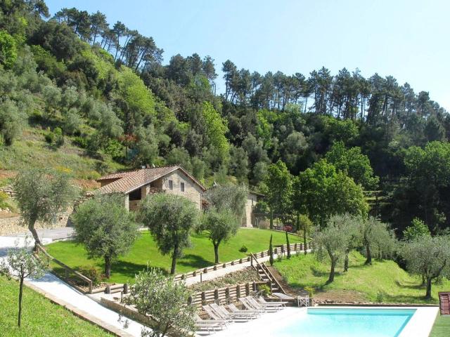 Villa Indipendente in vendita a Unione dei comuni Media Valle del Serchio, Pescaglia