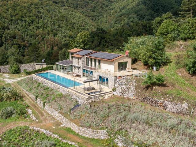 Villa Indipendente in vendita a Unione dei comuni Media Valle del Serchio, Pescaglia