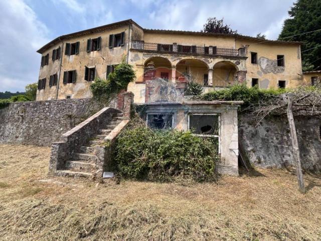 Villa Indipendente in vendita a Unione dei comuni Media Valle del Serchio, Pescaglia
