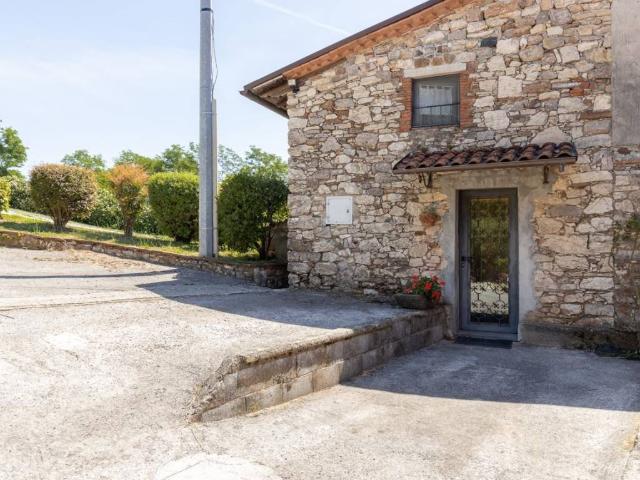 Villa Indipendente in vendita a Unione dei comuni Media Valle del Serchio, Pescaglia