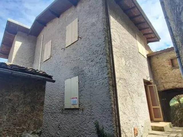 Villa Indipendente in vendita a Unione dei comuni Media Valle del Serchio, Pescaglia
