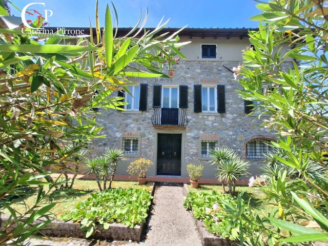 Villa Indipendente in vendita a Unione dei comuni Media Valle del Serchio, Pescaglia