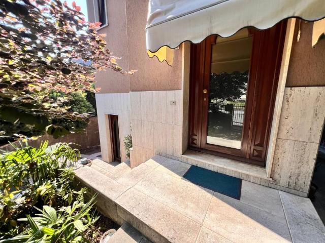 Villa Indipendente in vendita a Balconi, Pescantina