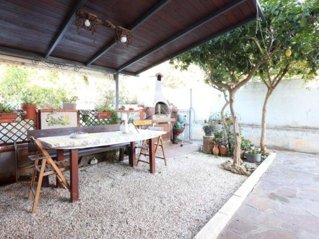 Villa Indipendente in vendita a C.da Colle Cervone, Pescara