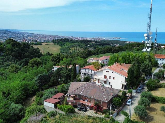 Villa Indipendente in vendita a San Silvestro, Pescara
