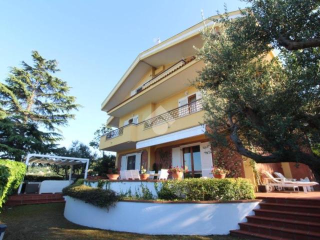 Villa Indipendente in vendita a Zanni, Pescara