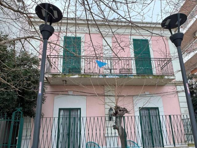 Villa Indipendente in vendita a Pescara, Abruzzo