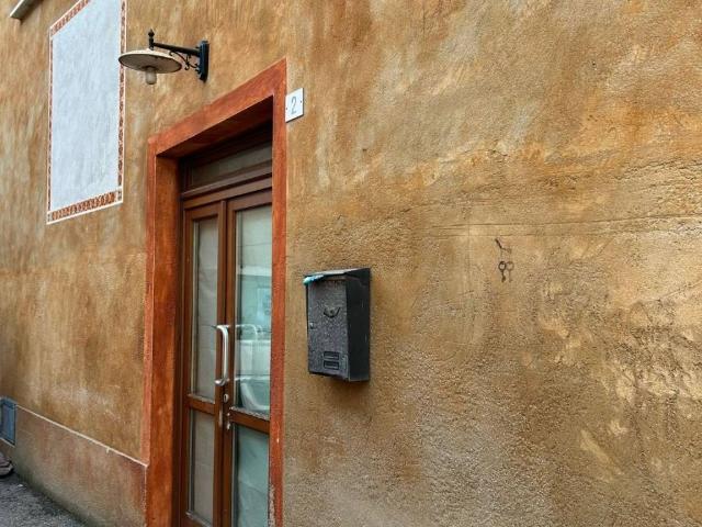 Villa Indipendente in vendita a Pieve Terzagni, Lombardia