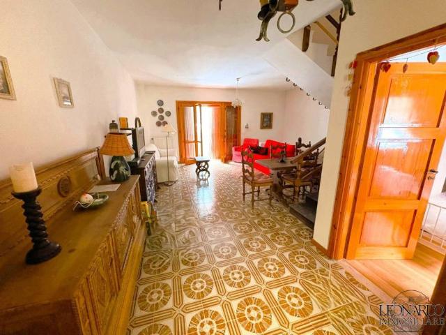 Villa Indipendente in vendita a Pescasseroli, Abruzzo