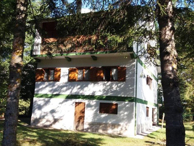 Villa Indipendente in vendita a Pescasseroli, Abruzzo