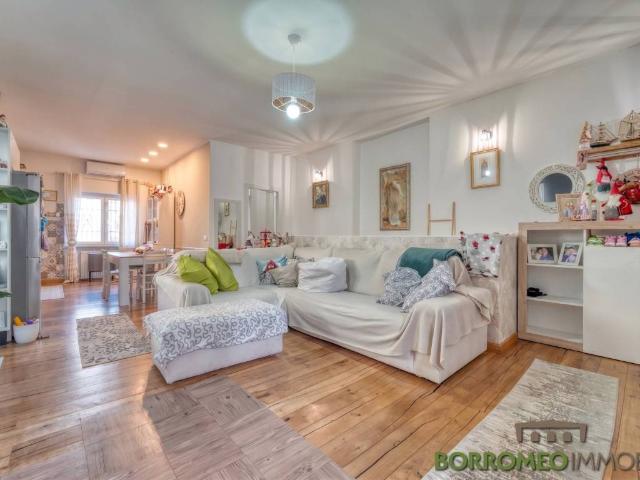 Villa Indipendente in vendita a Bettola, Peschiera Borromeo