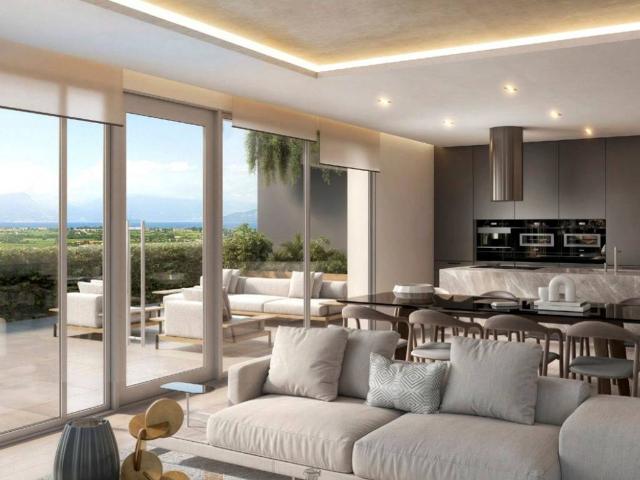 Villa Indipendente in vendita a Peschiera Del Garda, Veneto